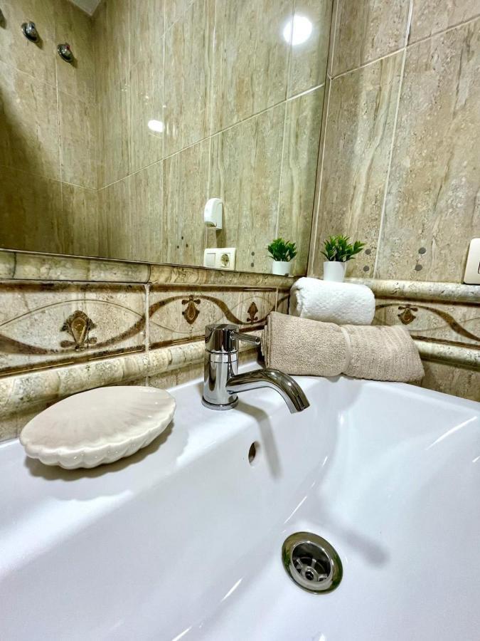 Gatu Villa Gadir, Preferente Mayores De 25 Anos Y Familias Cádiz Exterior foto